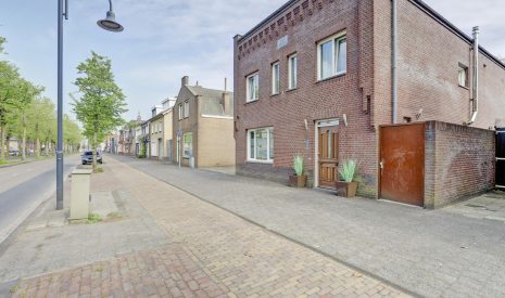 Te koop: Foto Woonhuis aan de Julianastraat 70 in Rijen